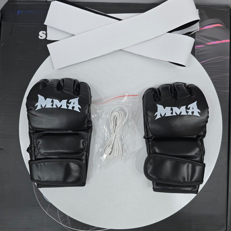 بوکس موزیکال با دستکش