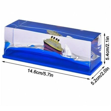 کشتی تایتانیک معلق