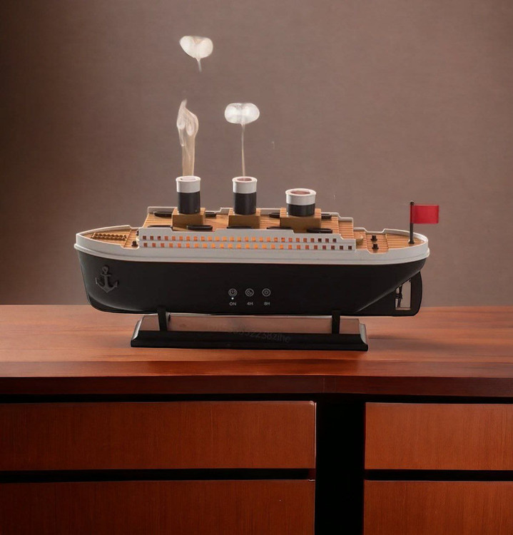 بخور سرد کشنی تایتانیک با دو مدل بخور