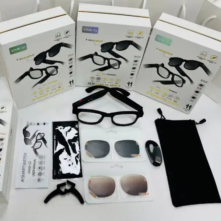 محتوبات پک عینک هوشمند دوربیندار AIMB-G1 با عدسی اضافه