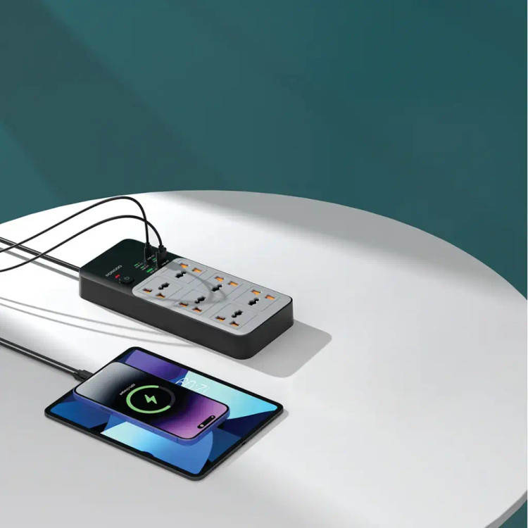 چندراهی با 6 سوکت پرودو مدل Power Strip در حال استفاده