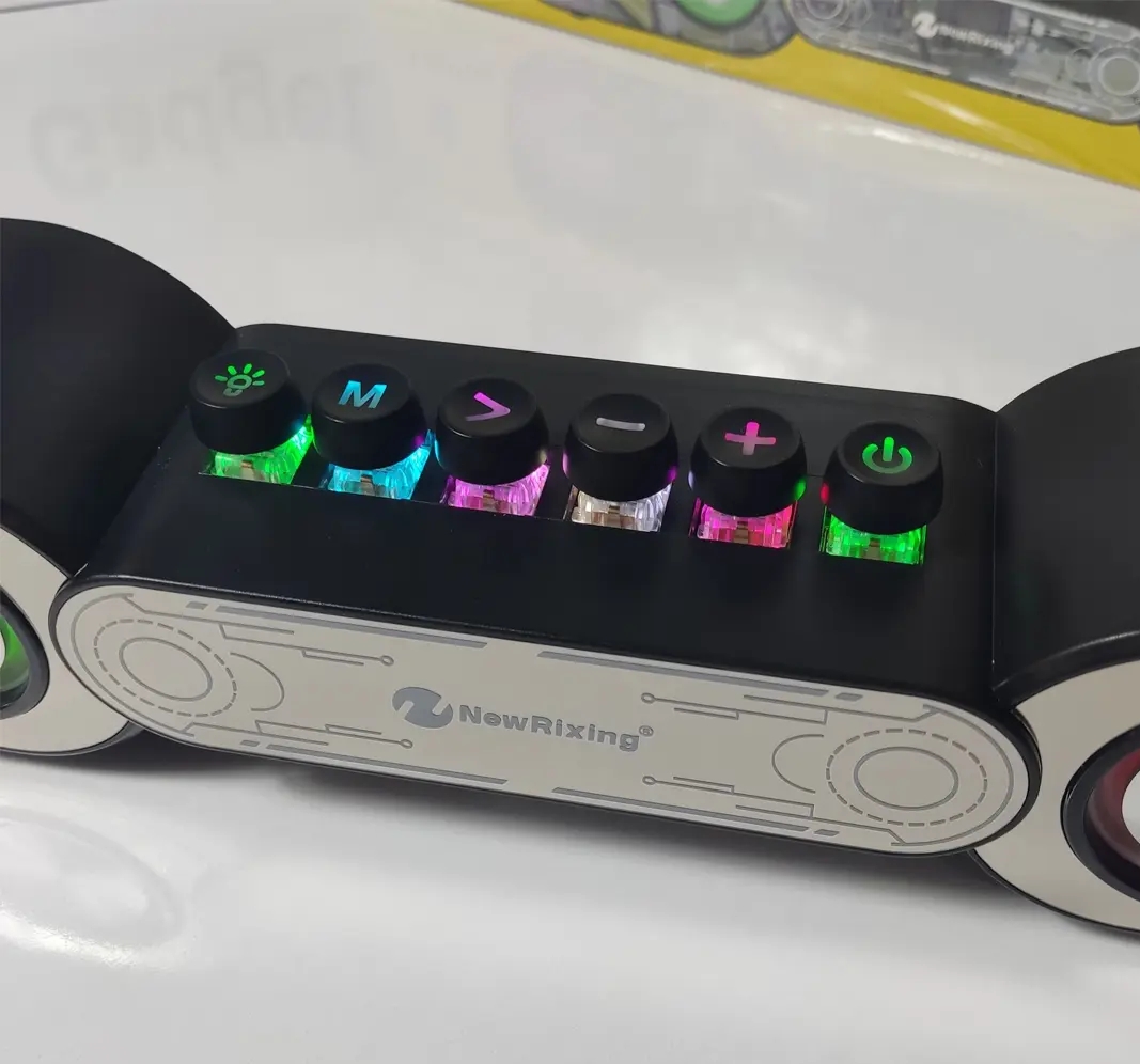 اسپیکر گیمینگ NewRixing مدل NR-666 | صدای ۴ بانده، نور RGB، شارژ ۹ ساعته از نمای نزدیک