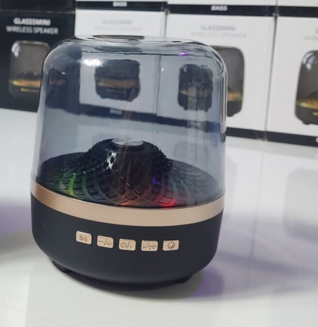 اسپیکر بلوتوثی قابل حمل سایز مینی مدل GLASS 5 | صدای 360 درجه، بلوتوث 5.4 و نورپردازی LED از نمای نزدیک