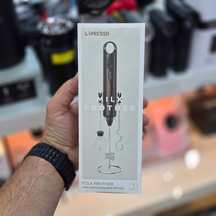 پک محصول کفساز شیر و همزن شارژی دستی LePresso مدل LPCFFM0014 با ۳ سرعت و ۳ سری